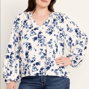Old Navy Blue Floral Ruffled Blouse Resortwear Smocked Cottagecore Peasant Sz M